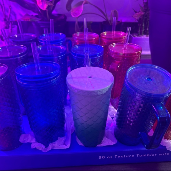 Colorful Textured Tumblers with Straws - Picture 3 of 3